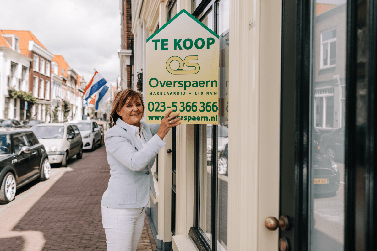 overspaern-makelaardij-haarlem-en-omgeving-aankoop-verkoop-taxatie-nieuwbouw-foto-jose-bakx-verkoopbord