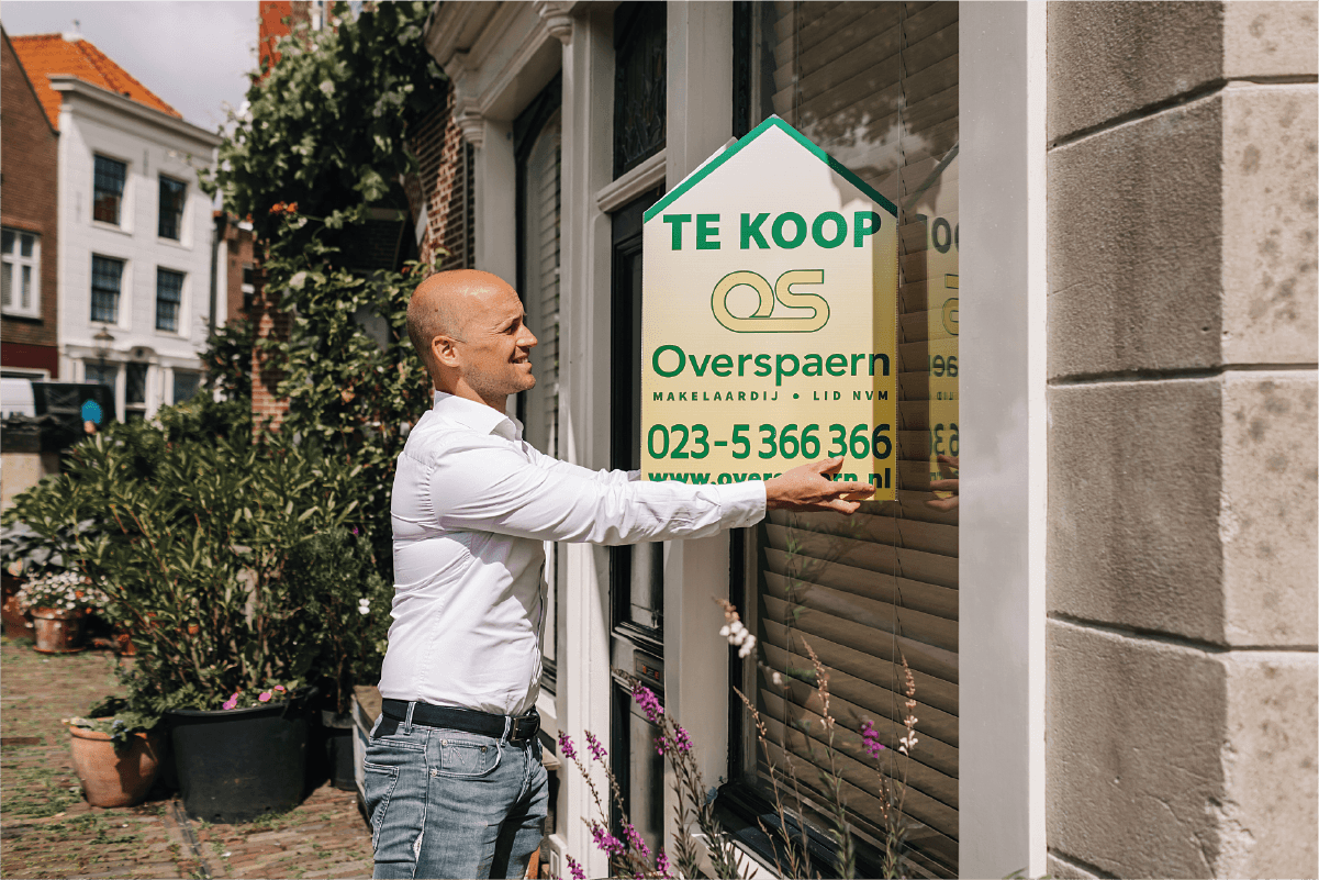 overspaern-makelaardij-haarlem-en-omgeving-aankoop-verkoop-taxatie-nieuwbouw-foto-joren-bakx-verkoopbord.png